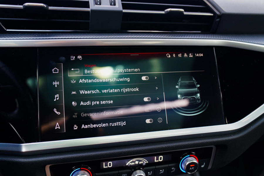 Audi Q3 45 TFSI e Business Edition | Sonos | Camera | Stuurwielverwarming