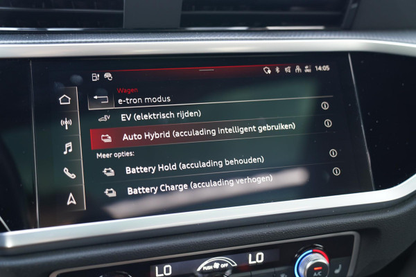 Audi Q3 45 TFSI e Business Edition | Sonos | Camera | Stuurwielverwarming
