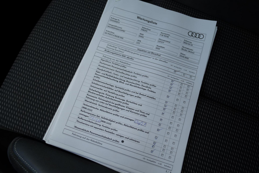 Audi Q3 45 TFSI e Business Edition | Sonos | Camera | Stuurwielverwarming