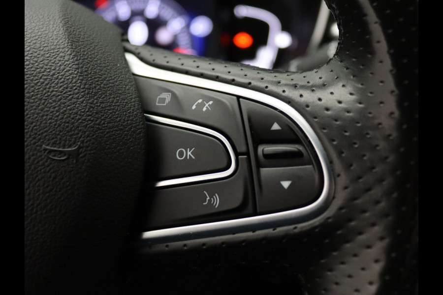 Renault Kadjar 160pk TCe Black Edition Automaat Camera | Cruise | Navi | Parkeersens. v+a | Stoelverw. | Trekhaak