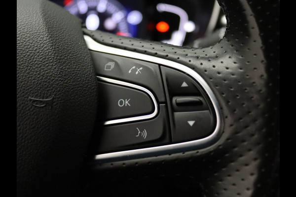 Renault Kadjar 160pk TCe Black Edition Automaat Camera | Cruise | Navi | Parkeersens. v+a | Stoelverw. | Trekhaak