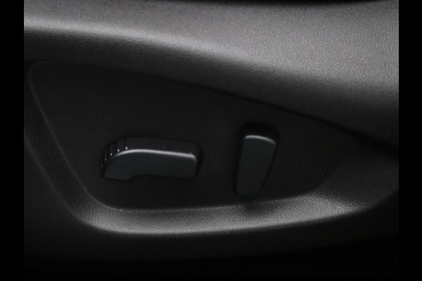 Renault Kadjar 160pk TCe Black Edition Automaat Camera | Cruise | Navi | Parkeersens. v+a | Stoelverw. | Trekhaak