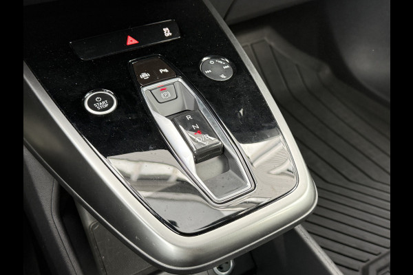 Audi Q4 e-tron 35 Launch edition Advanced 55 kWh | SOH 93% | Trekhaak | Apple carplay | 20''Inch