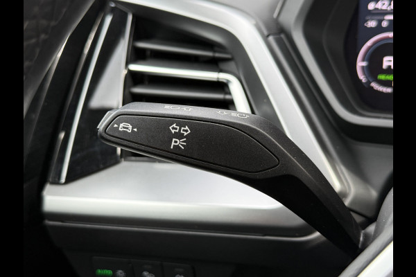 Audi Q4 e-tron 35 Launch edition Advanced 55 kWh | SOH 93% | Trekhaak | Apple carplay | 20''Inch