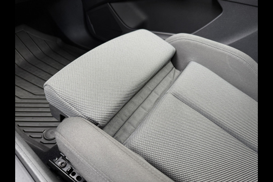 Audi Q4 e-tron 35 Launch edition Advanced 55 kWh | SOH 93% | Trekhaak | Apple carplay | 20''Inch
