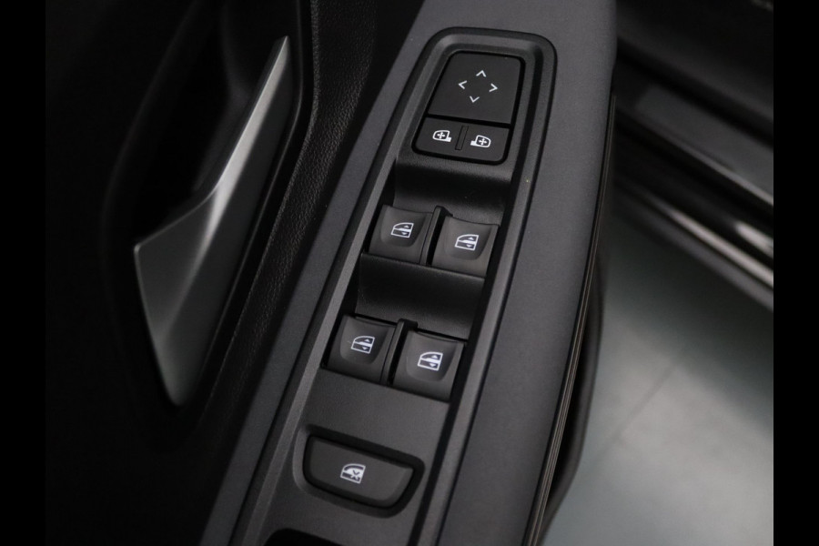 Dacia SANDERO Stepway TCe 110pk Extreme Camera | Climate | Cruise | Navi | Parkeersens. achter