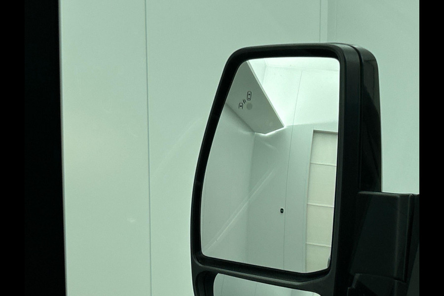 Ford Transit Custom 290 2.0 TDCI L2H1 Sport Airco ACC Bluetooth Navi Trekhaak Stoelverwarming