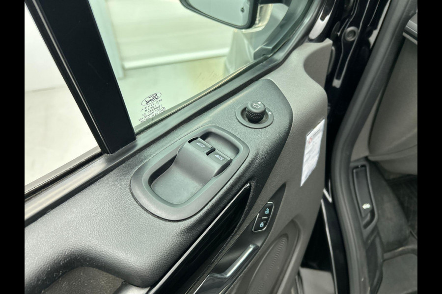 Ford Transit Custom 290 2.0 TDCI L2H1 Sport Airco ACC Bluetooth Navi Trekhaak Stoelverwarming