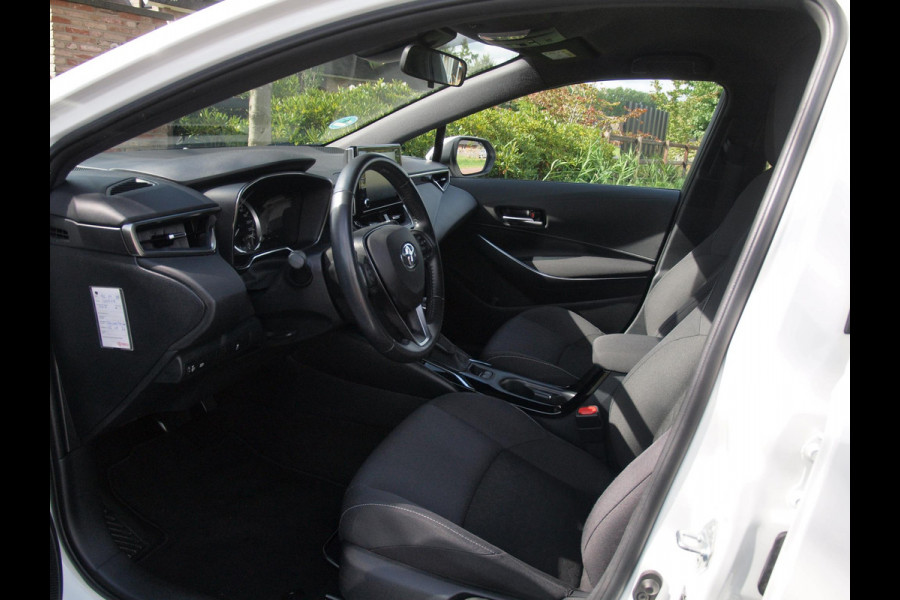 Toyota Corolla Touring Sports 1.8 Hybrid Black Style-pakket | 17 Inch | Camera | Apple Carplay | Cruise Control | NL-Auto | Toyota Corolla Touring Sports 1.8 Hybrid Black Style-pakket | 17 Inch | Camera | Apple Carplay | Cruise Control | NL-Auto |