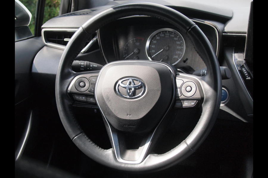 Toyota Corolla Touring Sports 1.8 Hybrid Black Style-pakket | 17 Inch | Camera | Apple Carplay | Cruise Control | NL-Auto | Toyota Corolla Touring Sports 1.8 Hybrid Black Style-pakket | 17 Inch | Camera | Apple Carplay | Cruise Control | NL-Auto |