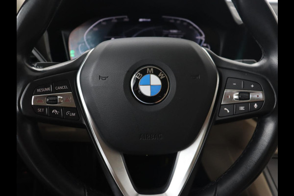 BMW 3 Serie Touring 320e Business Edition Plus | Trekhaak | Automaat | Carplay | Camera | Adaptive Cruise | Navigatie | PHEV | Leder | Stoelverwarming | Climate controle | LMV 17 Inch