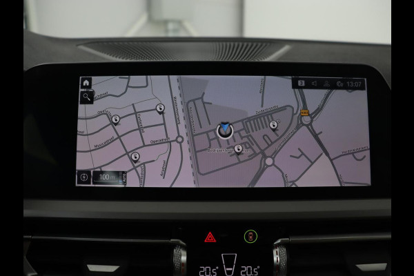 BMW 3 Serie Touring 320e Business Edition Plus | Trekhaak | Automaat | Carplay | Camera | Adaptive Cruise | Navigatie | PHEV | Leder | Stoelverwarming | Climate controle | LMV 17 Inch