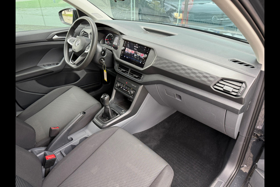 Volkswagen T-Cross 1.0 TSI 115Pk Life Business - Climate - Winterpakket - 17" LMV