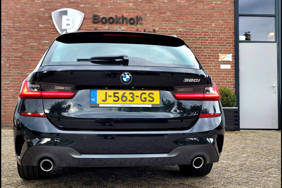 BMW 3 Serie Touring 320i M-sport - Camera, HIFI, DAB, Wifi, Carplay (BTW NL NAP)