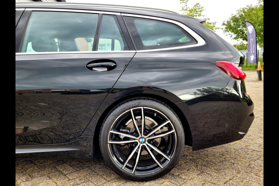 BMW 3 Serie Touring 320i M-sport - Camera, HIFI, DAB, Wifi, Carplay (BTW NL NAP)