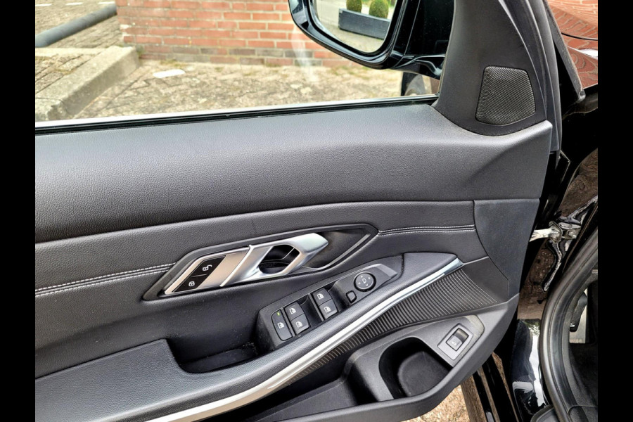 BMW 3 Serie Touring 320i M-sport - Camera, HIFI, DAB, Wifi, Carplay (BTW NL NAP)