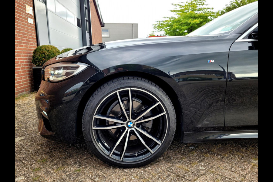 BMW 3 Serie Touring 320i M-sport - Camera, HIFI, DAB, Wifi, Carplay (BTW NL NAP)