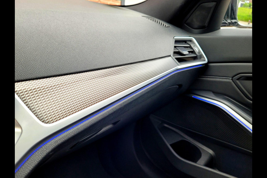 BMW 3 Serie Touring 320i M-sport - Camera, HIFI, DAB, Wifi, Carplay (BTW NL NAP)