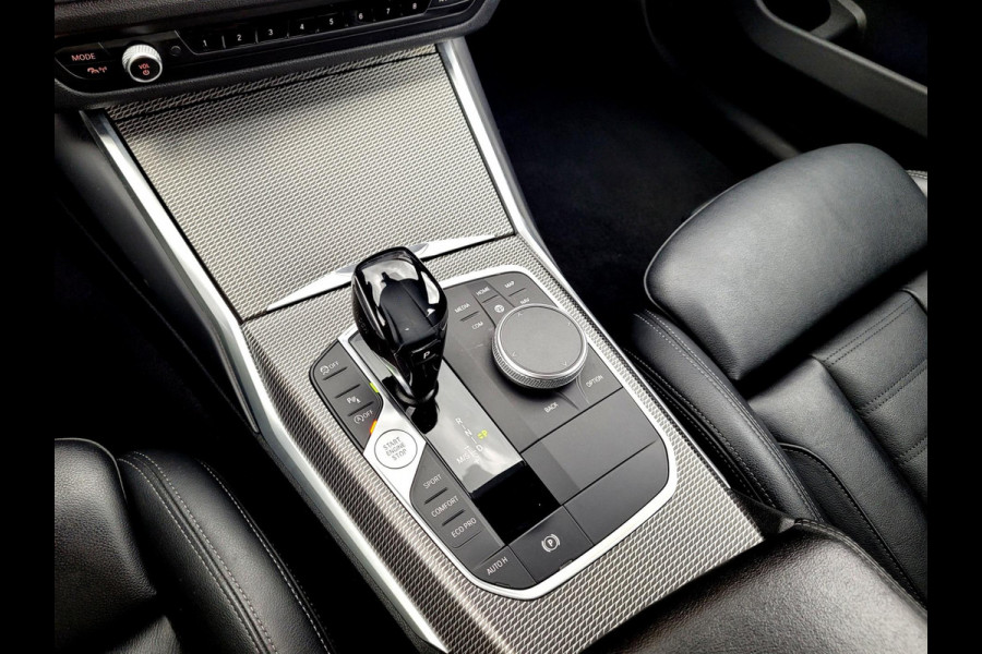 BMW 3 Serie Touring 320i M-sport - Camera, HIFI, DAB, Wifi, Carplay (BTW NL NAP)