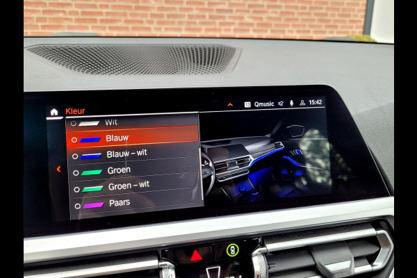BMW 3 Serie Touring 320i M-sport - Camera, HIFI, DAB, Wifi, Carplay (BTW NL NAP)