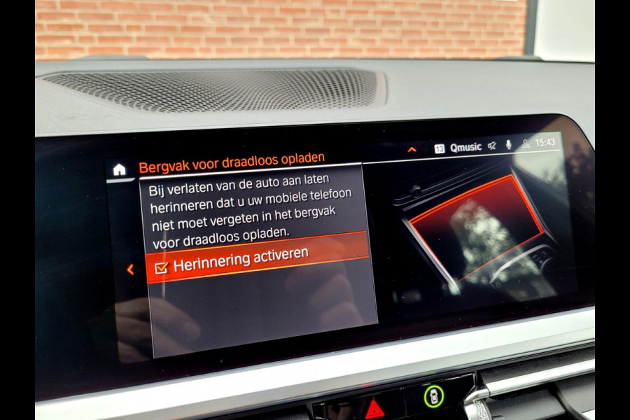 BMW 3 Serie Touring 320i M-sport - Camera, HIFI, DAB, Wifi, Carplay (BTW NL NAP)
