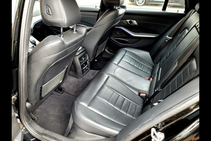 BMW 3 Serie Touring 320i M-sport - Camera, HIFI, DAB, Wifi, Carplay (BTW NL NAP)
