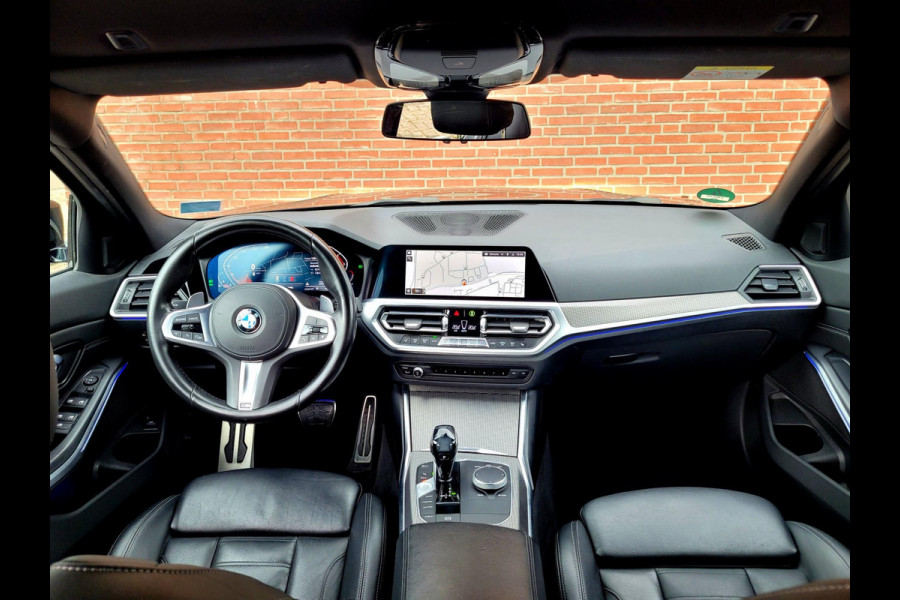 BMW 3 Serie Touring 320i M-sport - Camera, HIFI, DAB, Wifi, Carplay (BTW NL NAP)