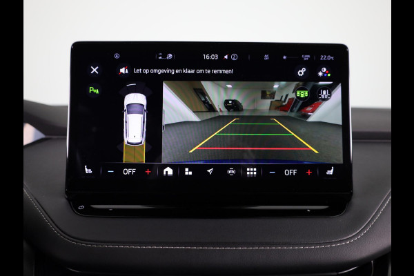 Škoda ENYAQ iV 60 Sportline 180 pk | Navigatie | Parkeersensoren | Achteruitrijcamera | Autom. airco (3 zones) | Stoelverwarming | Keyless |