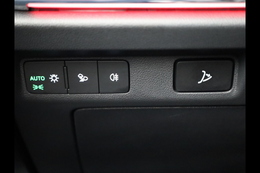 Škoda ENYAQ iV 60 Sportline 180 pk | Navigatie | Parkeersensoren | Achteruitrijcamera | Autom. airco (3 zones) | Stoelverwarming | Keyless |