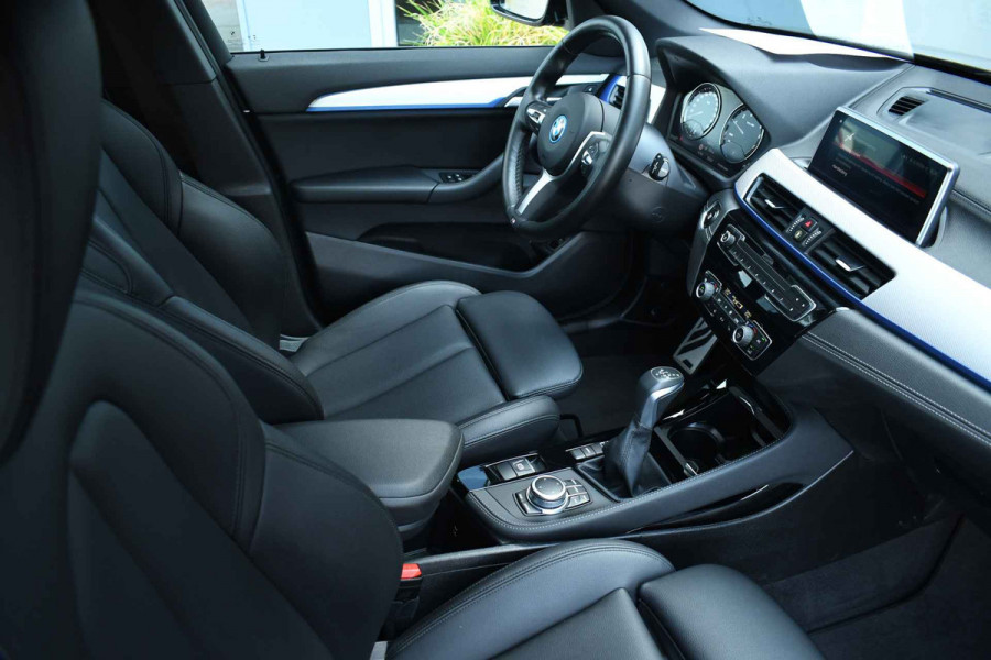BMW X1 xDrive25e M-Sport Pano ACC Trekh HUD
