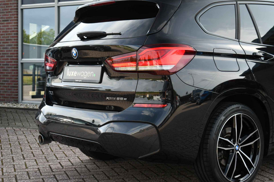 BMW X1 xDrive25e M-Sport Pano ACC Trekh HUD