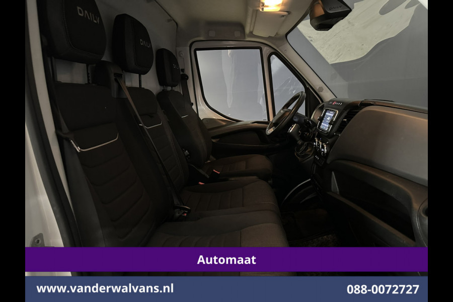 Iveco Daily 35S14V 136pk Automaat 3500kg Trekhaak L2H2 Euro6 Airco | Camera | Navigatie LED, Cruiscontrol, Chauffeursstoel, Bijrijdersbank