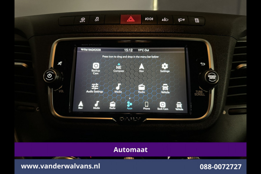 Iveco Daily 35S14V 136pk Automaat 3500kg Trekhaak L2H2 Euro6 Airco | Camera | Navigatie LED, Cruiscontrol, Chauffeursstoel, Bijrijdersbank