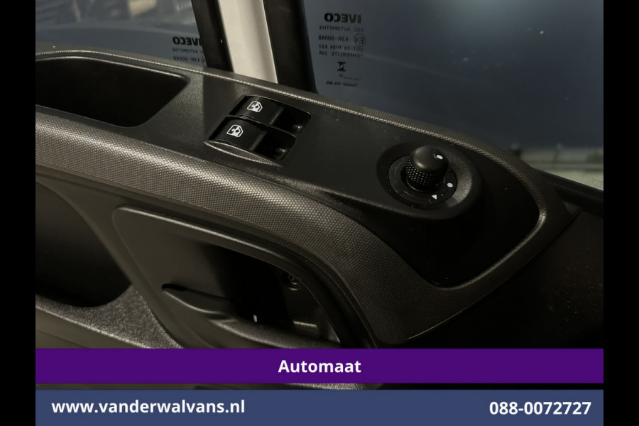 Iveco Daily 35S14V 136pk Automaat 3500kg Trekhaak L2H2 Euro6 Airco | Camera | Navigatie LED, Cruiscontrol, Chauffeursstoel, Bijrijdersbank