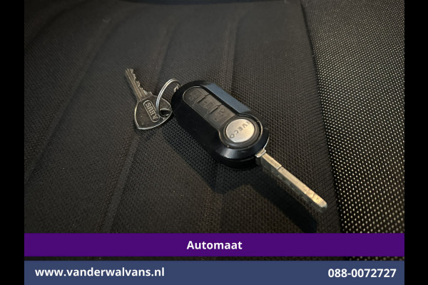 Iveco Daily 35S14V 136pk Automaat 3500kg Trekhaak L2H2 Euro6 Airco | Camera | Navigatie LED, Cruiscontrol, Chauffeursstoel, Bijrijdersbank