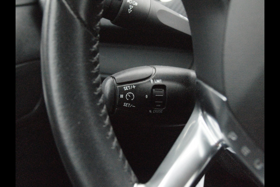 Peugeot 2008 1.2 PureTech Active | Cruise Control | Trekhaak | Airco | Bluetooth |