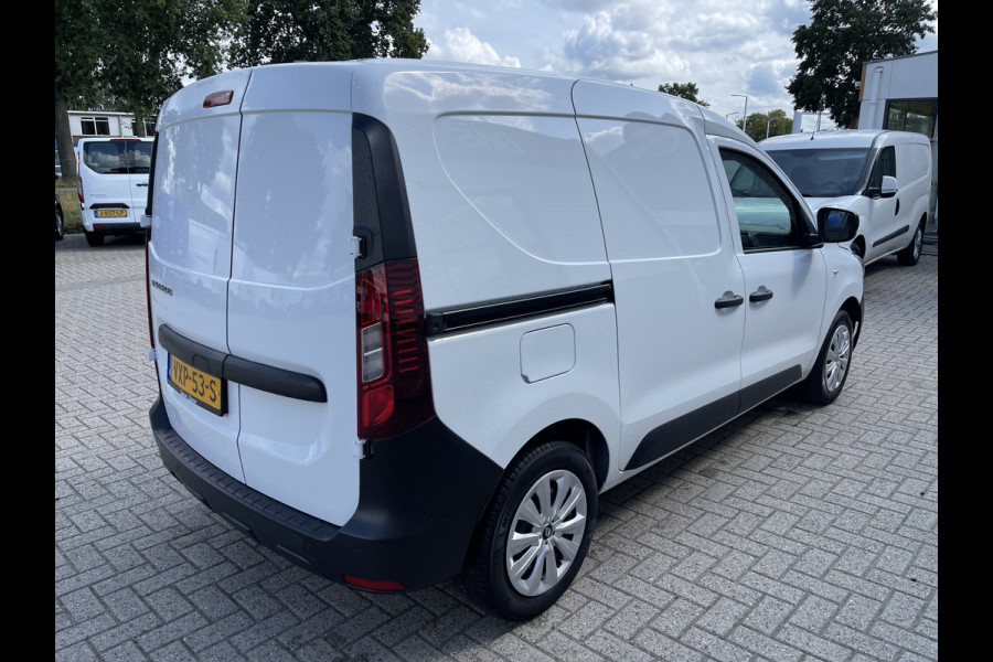 Renault Express 1.5 dCi 75 Comfort + / vaste prijs rijklaar € 12.950 ex btw / lease vanaf € 218 / airco / cruise / apple carplay / schuifdeur / half leer / armsteun / euro 6 / bpm vrij