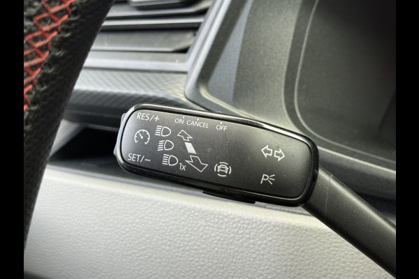 Volkswagen Transporter 2.0 TDI L2H1 30 DC Highline | Camera | Trekhaak | Automaat