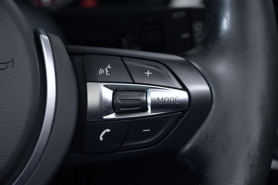 BMW 3 Serie Touring 320i M Sport Automaat 184 PK | Pano-dak | CarPlay | Camera | Leder | Stoelverwarming | Cruise | Pdc | Led |