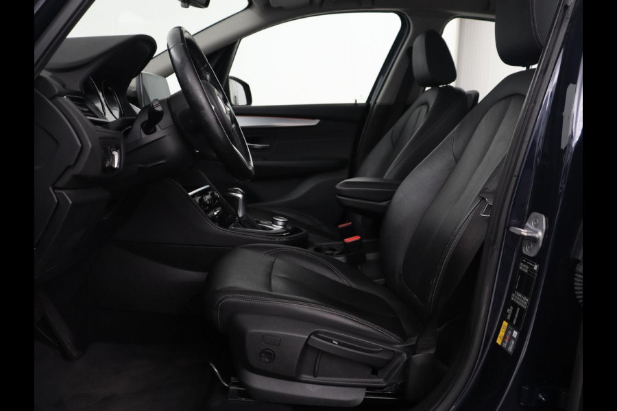 BMW 2 Serie Active Tourer 225xe iPerformance High Executive | Trekhaak | Cruise Control | Leder | Automaat | Stoelverwarming | Navigatie | PDC | Bluetooth | LMV 17 inch | PHEV