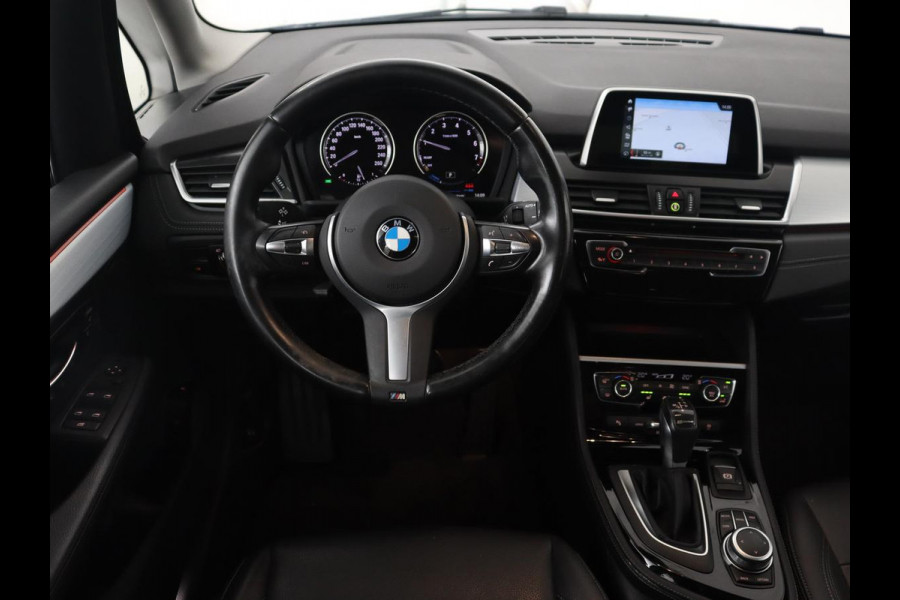 BMW 2 Serie Active Tourer 225xe iPerformance High Executive | Trekhaak | Cruise Control | Leder | Automaat | Stoelverwarming | Navigatie | PDC | Bluetooth | LMV 17 inch | PHEV