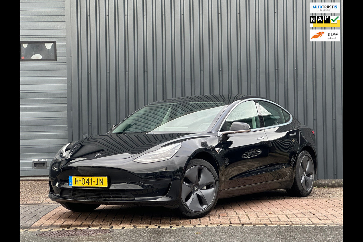 Tesla Model 3 Standard RWD Plus 60 kWh