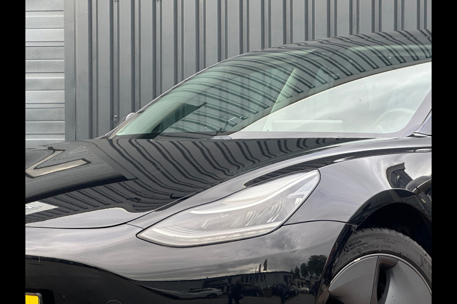 Tesla Model 3 Standard RWD Plus 60 kWh