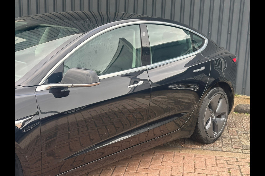 Tesla Model 3 Standard RWD Plus 60 kWh