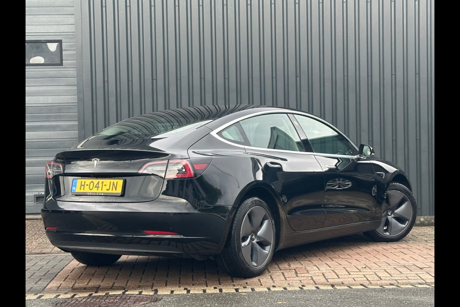 Tesla Model 3 Standard RWD Plus 60 kWh