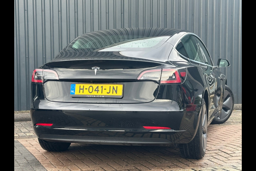 Tesla Model 3 Standard RWD Plus 60 kWh