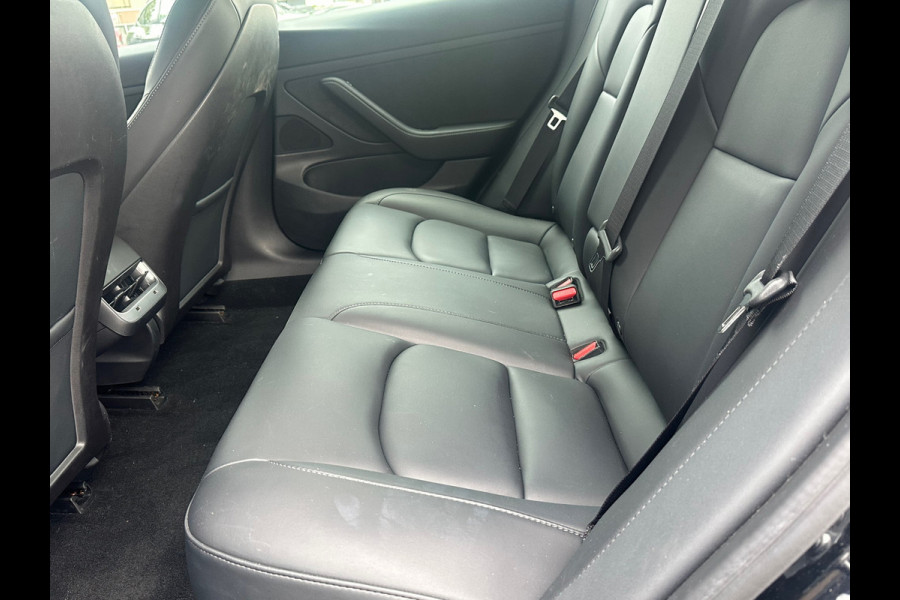 Tesla Model 3 Standard RWD Plus 60 kWh