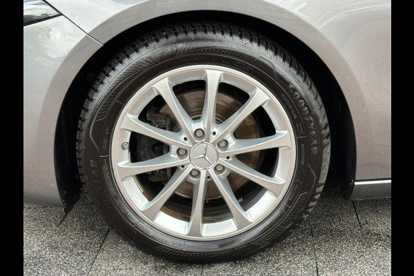 Mercedes-Benz A-Klasse 200 Premium Automaat Leer Navi