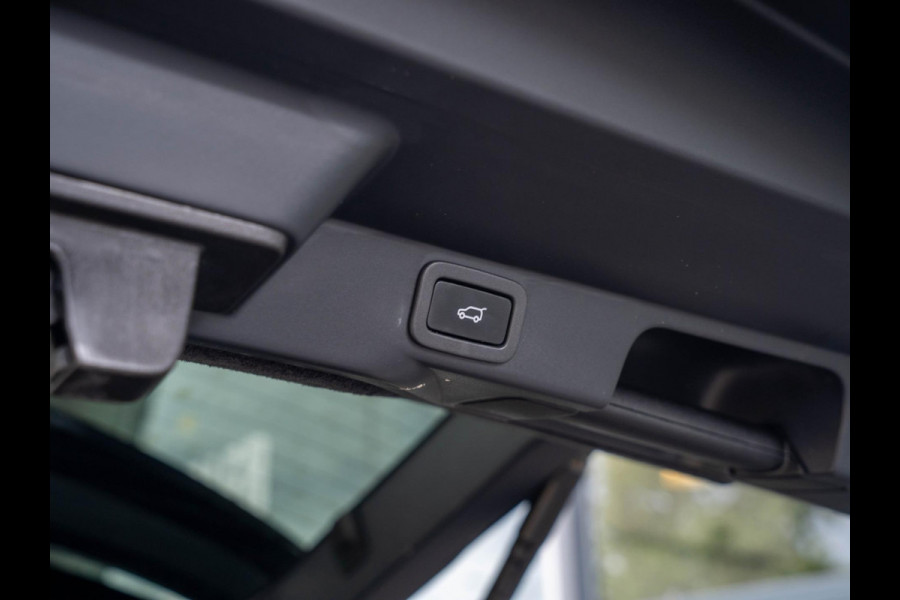 Land Rover Range Rover Sport P400e HSE Dynamic Stealth Edition / Head up / ACC / Stoel verkoeling / Ionisatie / Pano