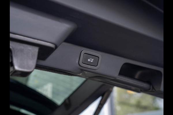 Land Rover Range Rover Sport P400e HSE Dynamic Stealth Edition / Head up / ACC / Stoel verkoeling / Ionisatie / Pano